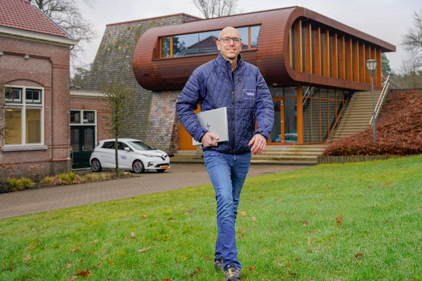 Vitens medewerker bij productielocatie La Cabine Arnhem