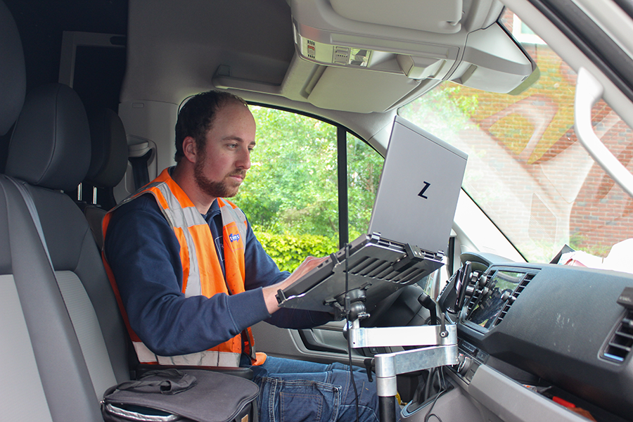 Melvin verwerkt zijn onderhoud en reparaties in een online systeem