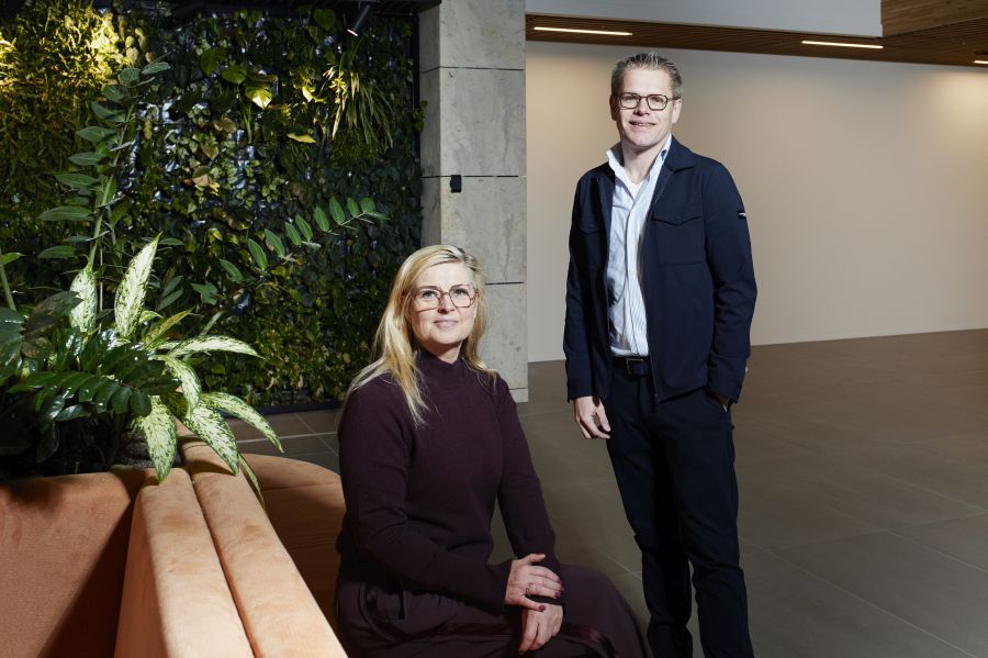 Elles Haggeman (Vitens) en Pieter Mars (AFAS Software)