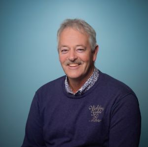 Portretfoto Gerrit Veneklaas